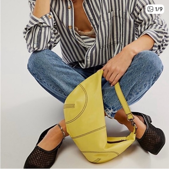Free People Handbags - Free People Real World Leather Clutch.